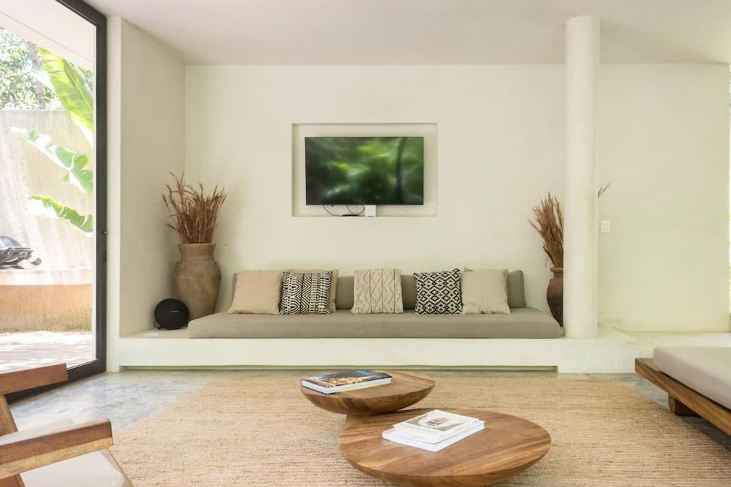Casa Areca, Awarded Architectural Villa Located In A Secured Gated Community, With Concierge Services Tulum Dış mekan fotoğraf